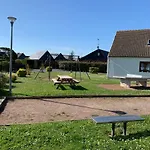 Chaleureux à 200m De La Merville-Franceville-Plage